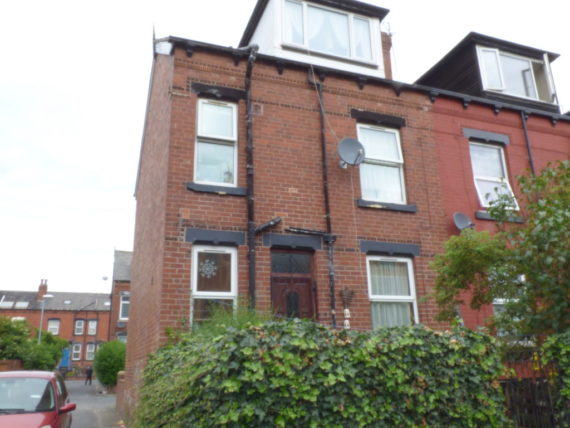 2 Bedroom End of Ter...